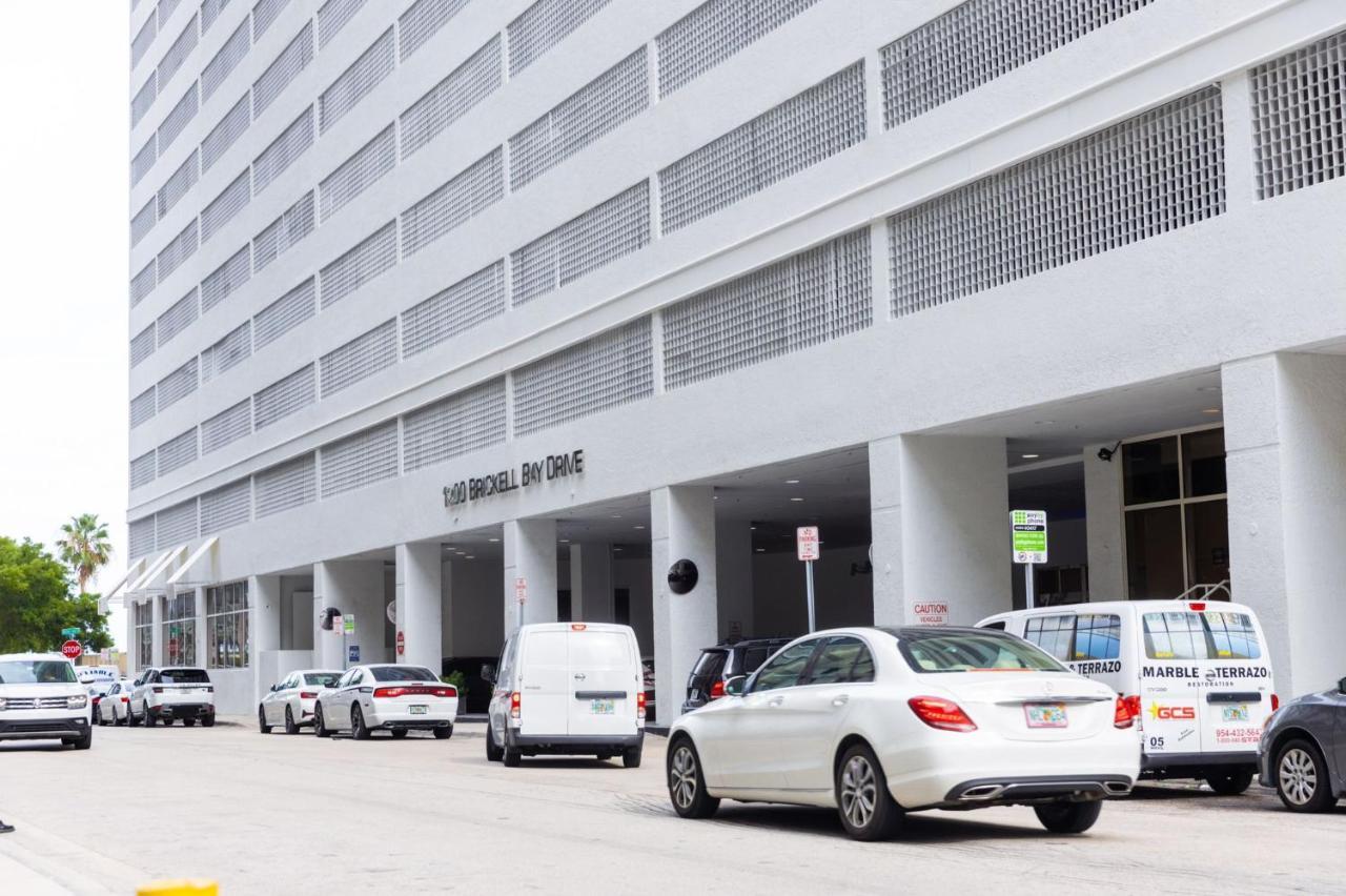 Modern And Luxurious Brickell Studio Miami Exterior photo