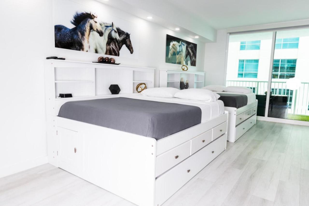 Modern And Luxurious Brickell Studio Miami Exterior photo